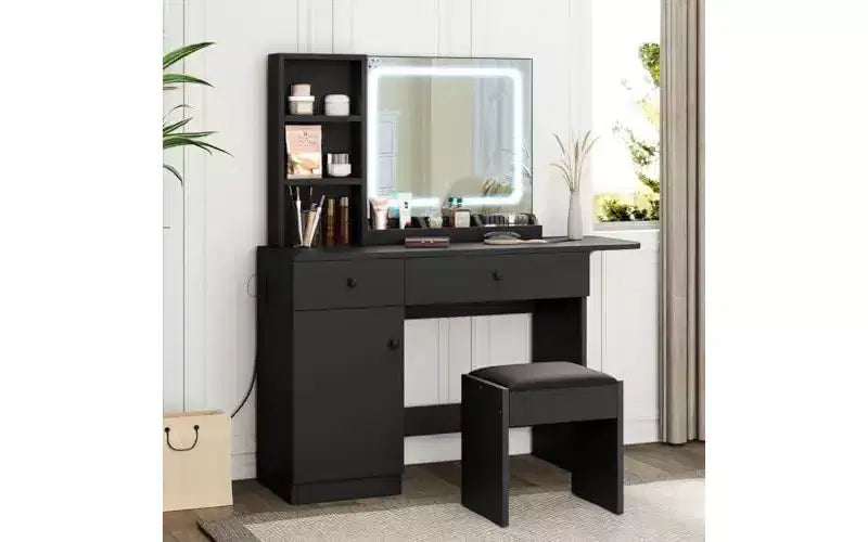Coiffeuse de chambre avec lumières, commode en bois, commode moderne avec tiroirs, meuble, étagère et tabouret pour coiffeuse.