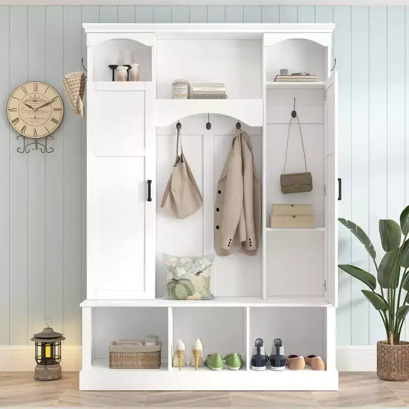 Porte-manteau moderne avec banc de rangement et étagères réglables