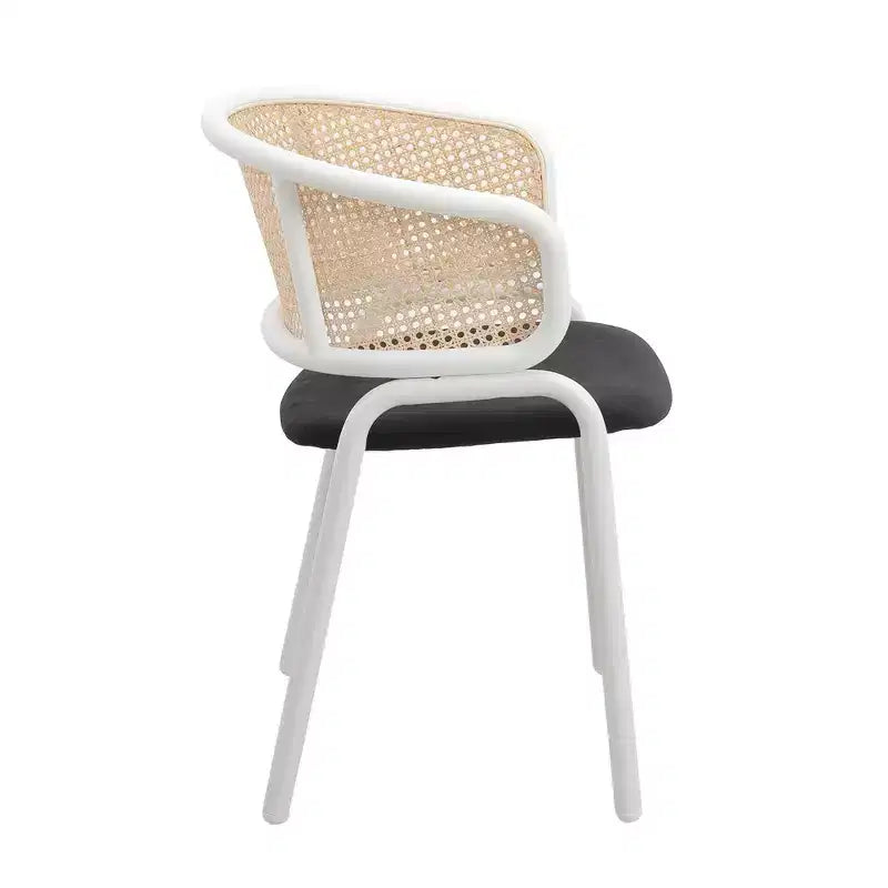 Chaise de salle à manger moderne avec cadre blanc, design confortable et durable pour cuisine, salle à manger, bureau, salon, café ou étude